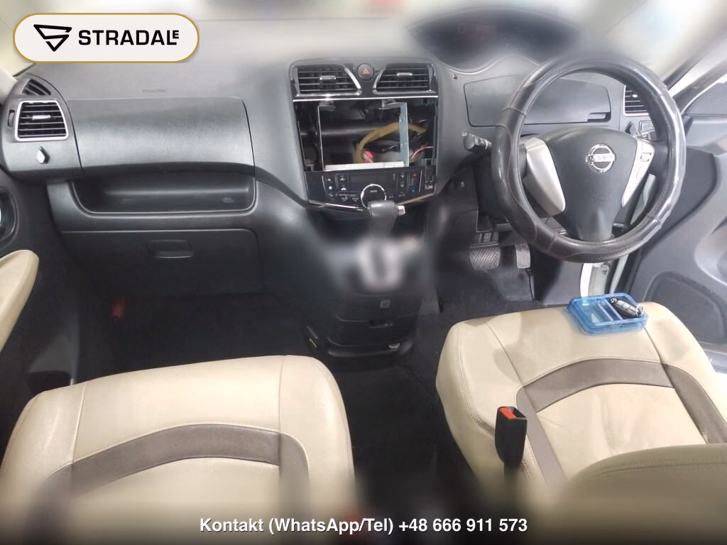 NISSAN SERENA 5D, miniaturka 4