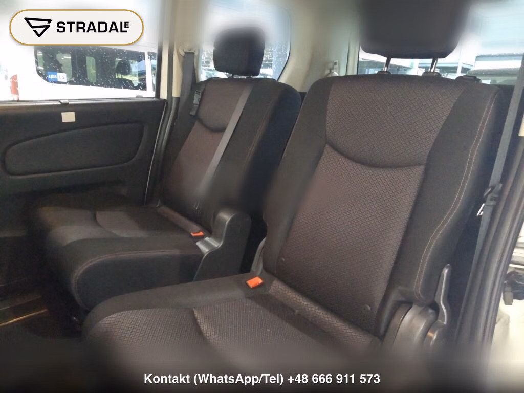 NISSAN SERENA 5D, miniaturka 7