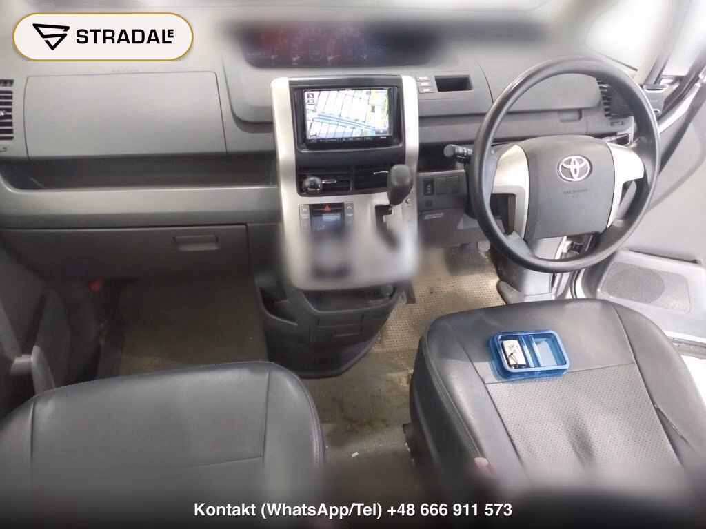 TOYOTA VOXY Z, miniaturka 4