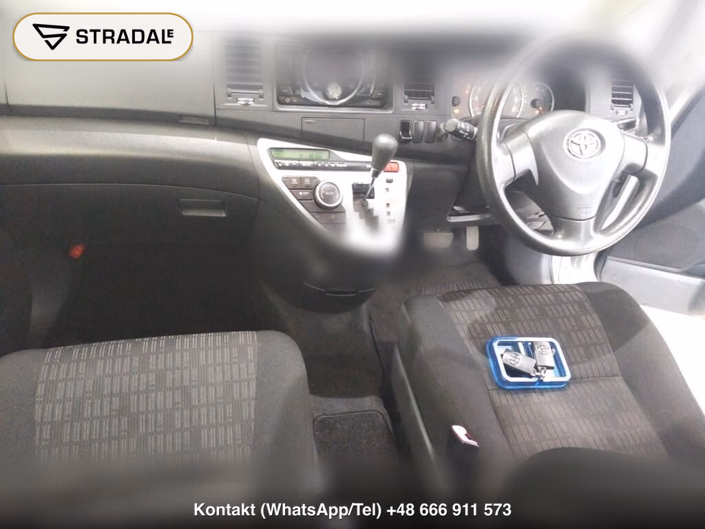 TOYOTA ISIS PLATANA, miniaturka 4