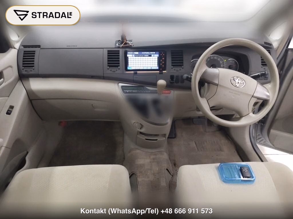 TOYOTA ISIS L, miniaturka 4