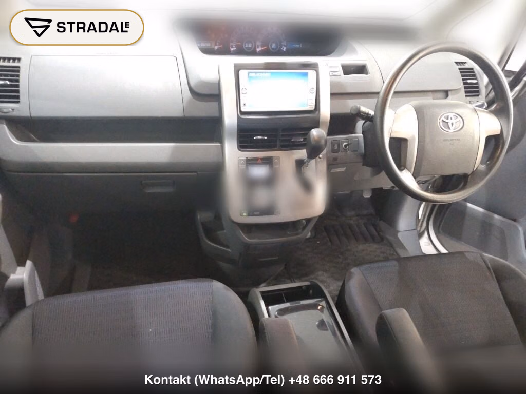 TOYOTA VOXY Z, miniaturka 4