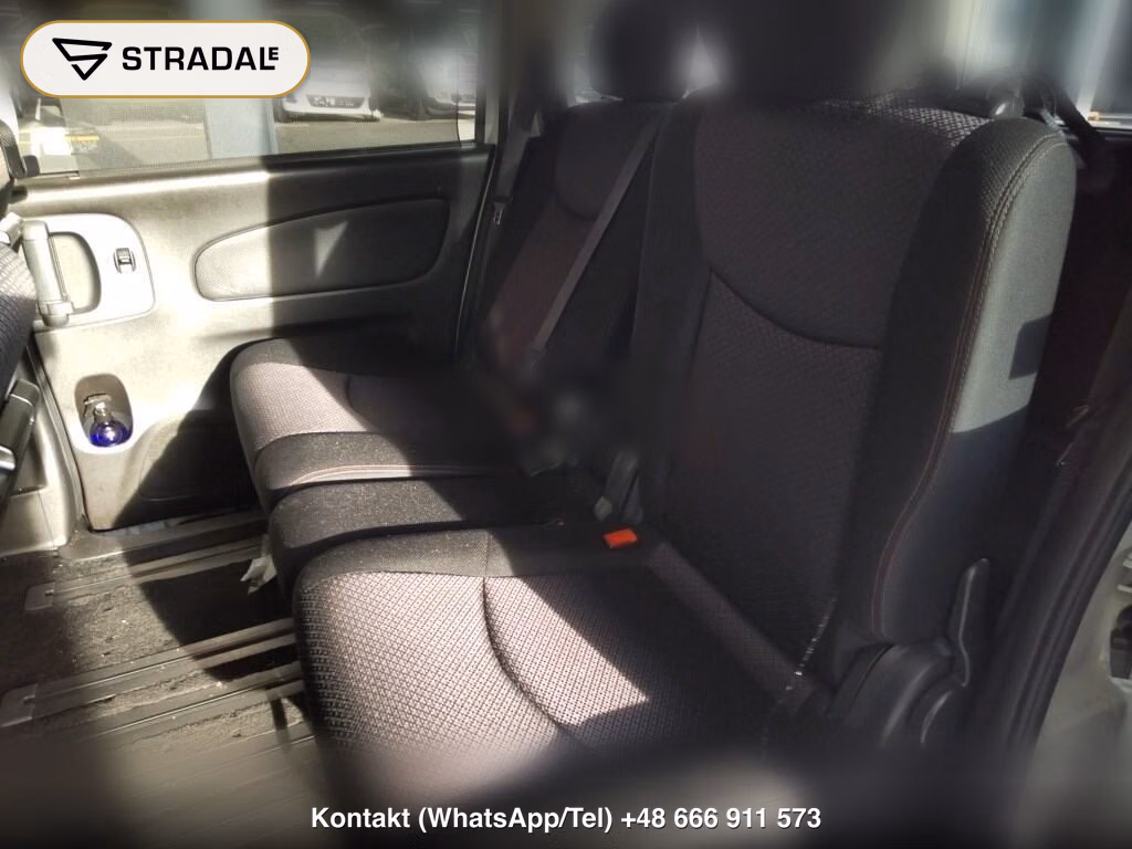 NISSAN SERENA 5D, miniaturka 7