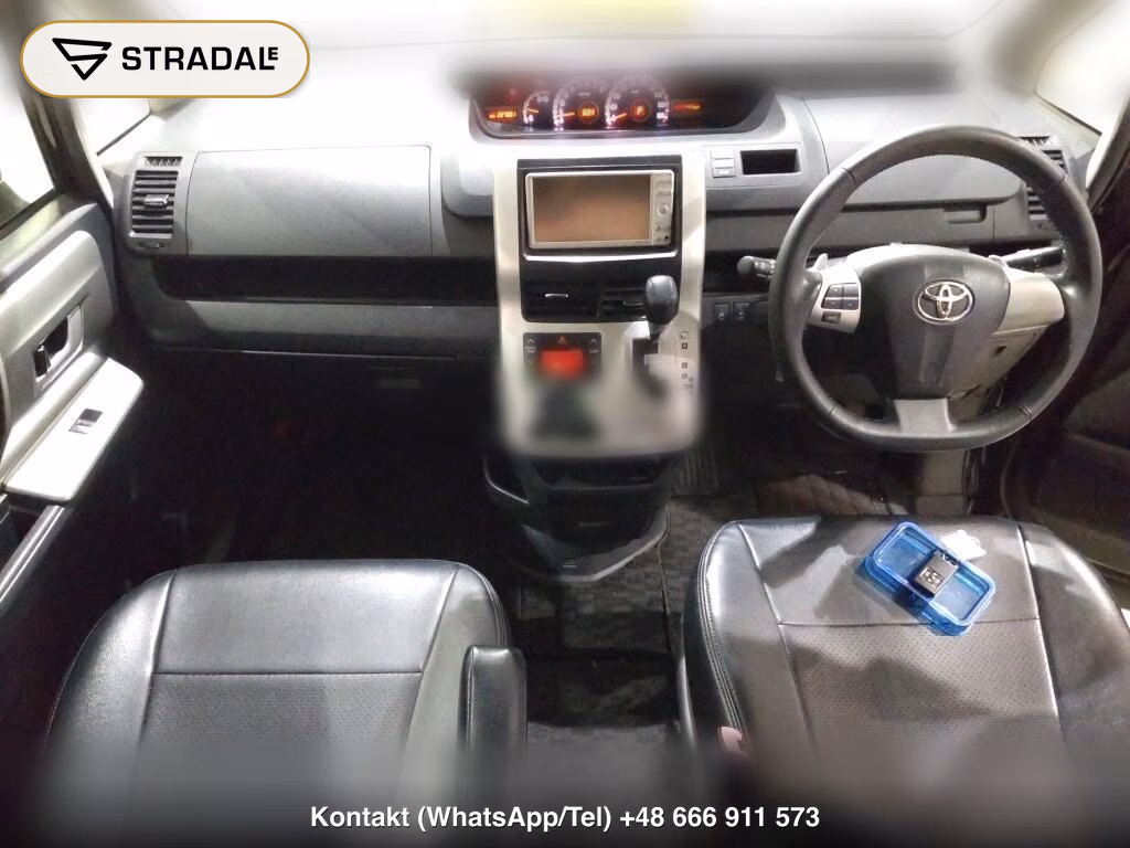 TOYOTA VOXY ZS, miniaturka 4