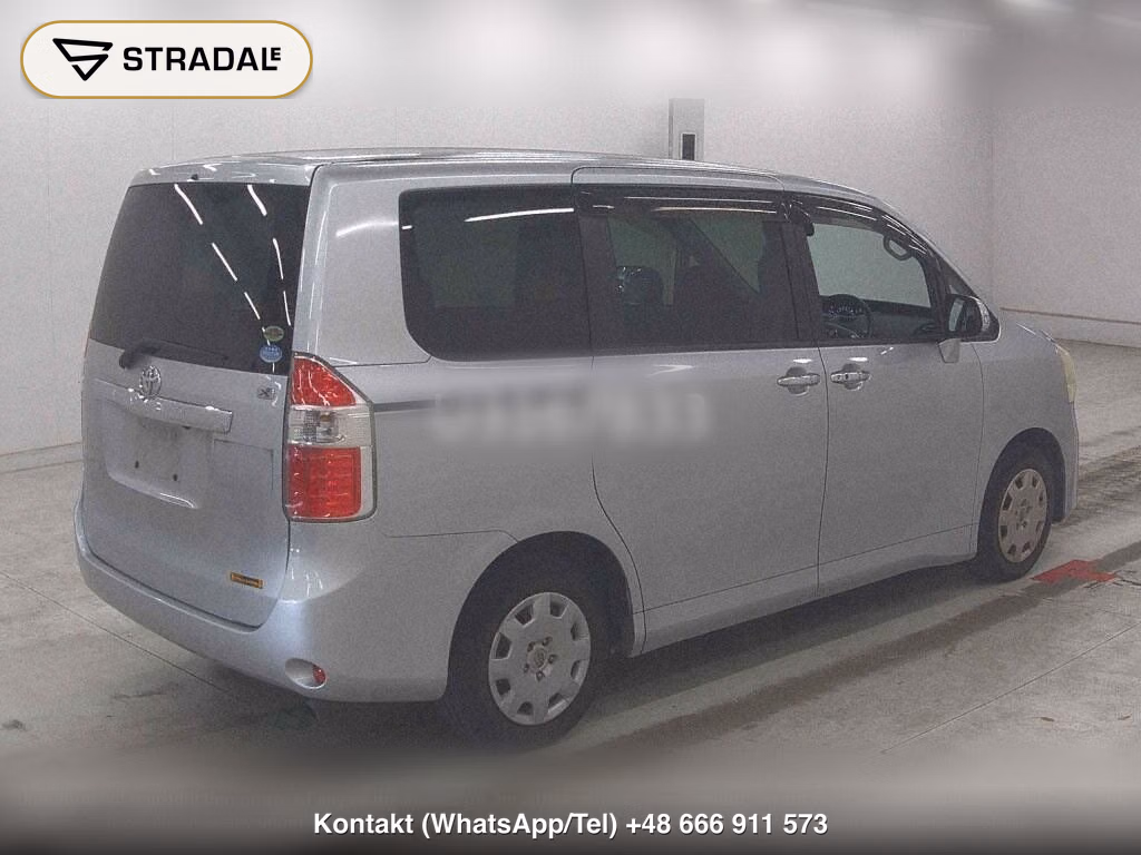 TOYOTA NOAH X, miniaturka 6