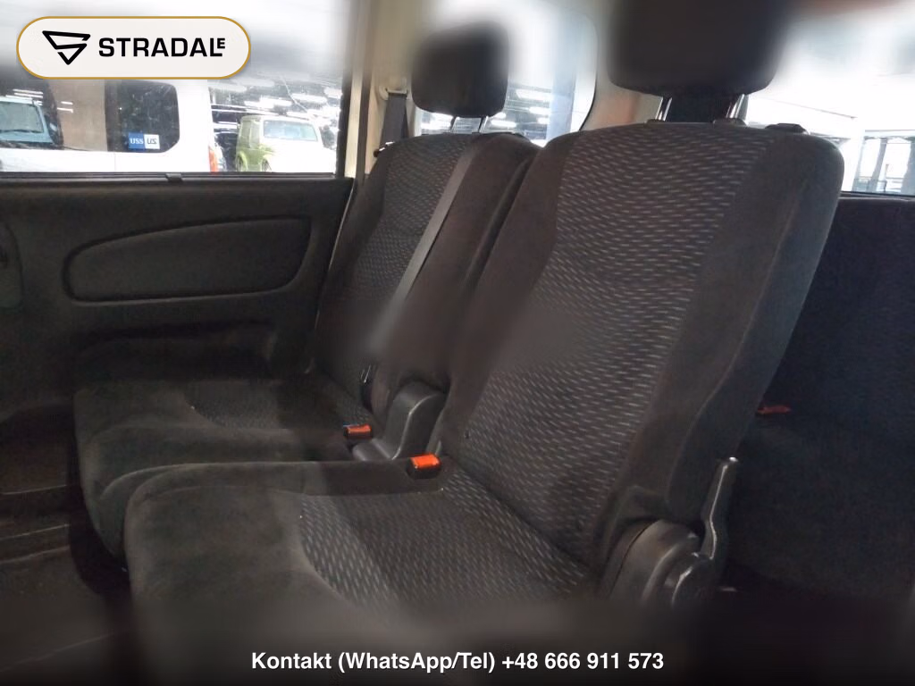 NISSAN SERENA 5D, miniaturka 7