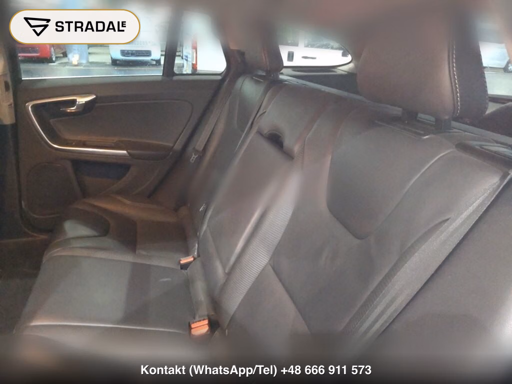VOLVO V60 4WD, miniaturka 7