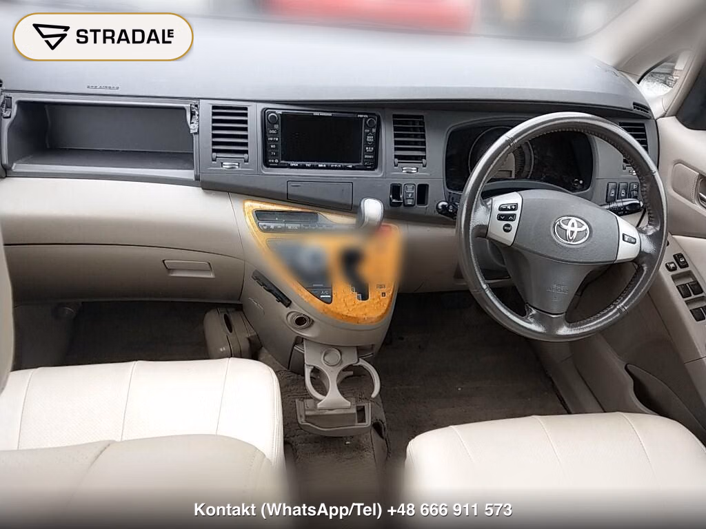 TOYOTA ISIS G, miniaturka 4