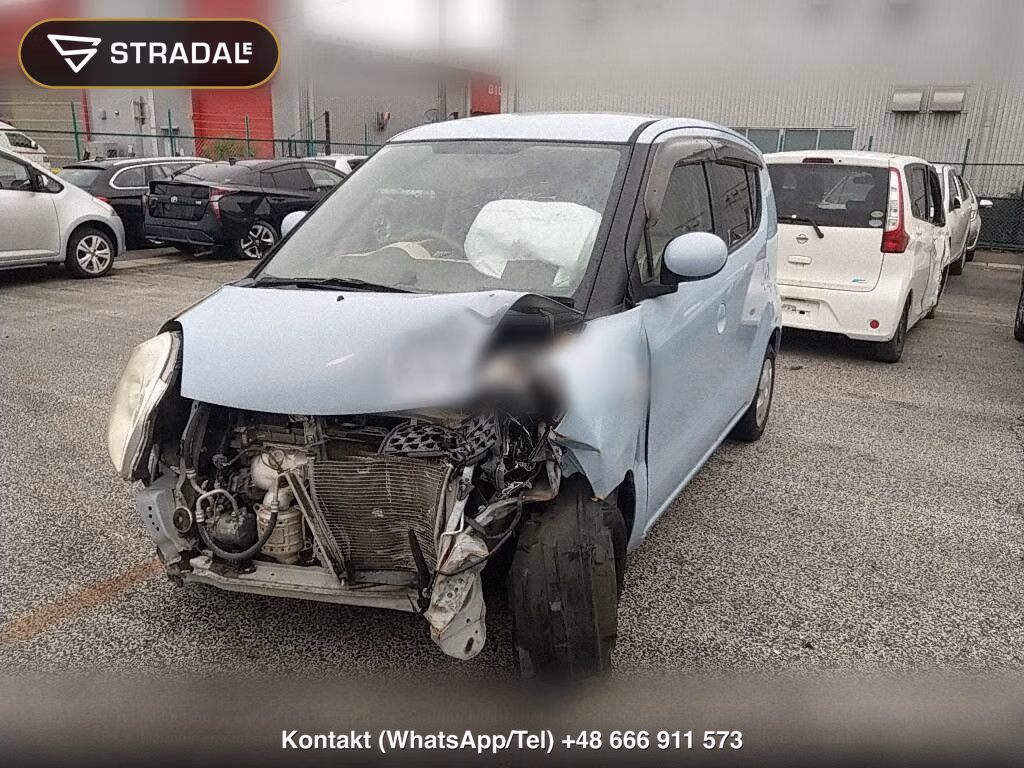 NISSAN MOCO E, miniaturka 5
