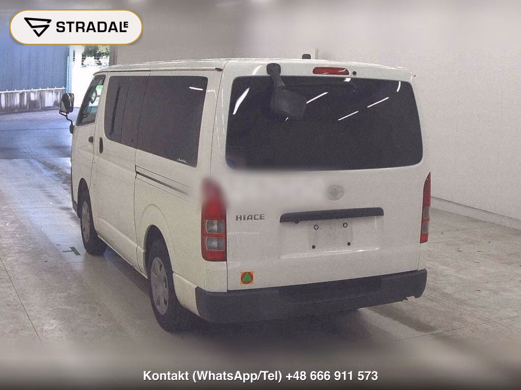 TOYOTA HIACE VAN 4D, miniaturka 3