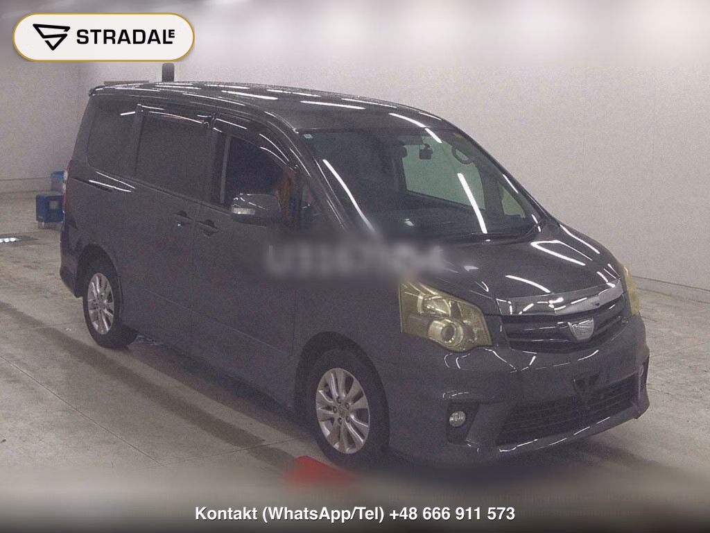 TOYOTA NOAH 4WD SI, miniaturka 2