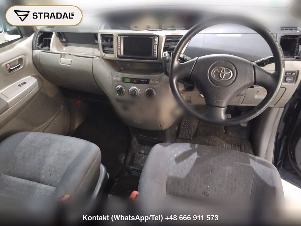 TOYOTA VOXY, miniaturka 4
