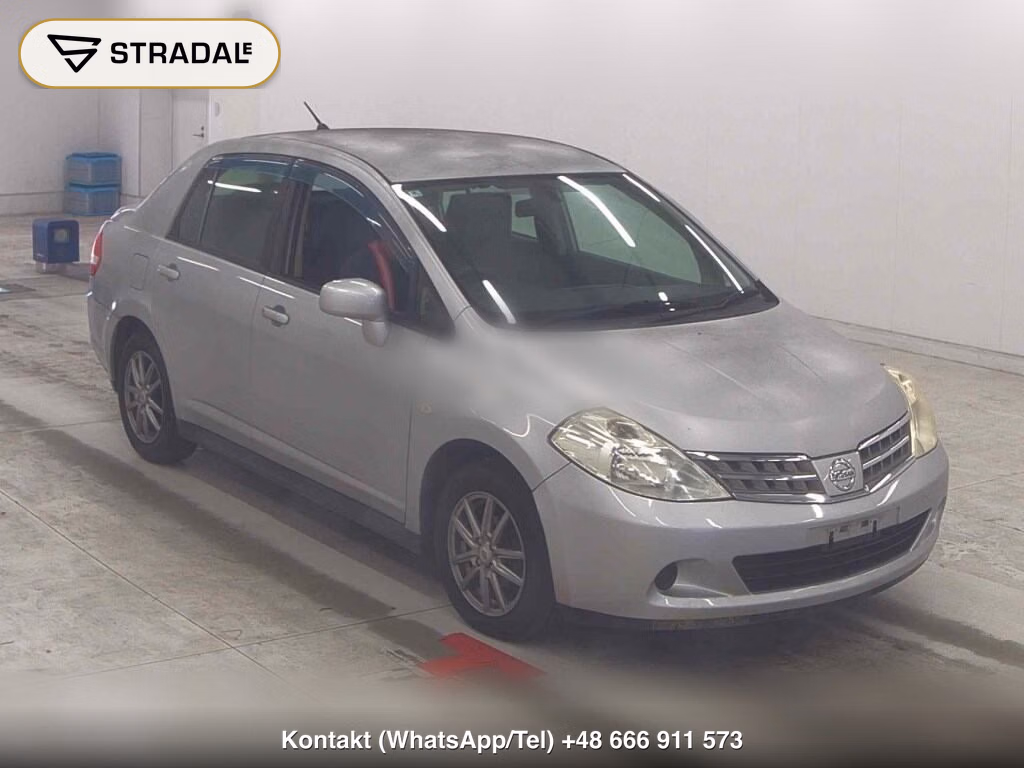 NISSAN TIIDA LATIO 2010, aukcja z Japonii, zdjęcie 1