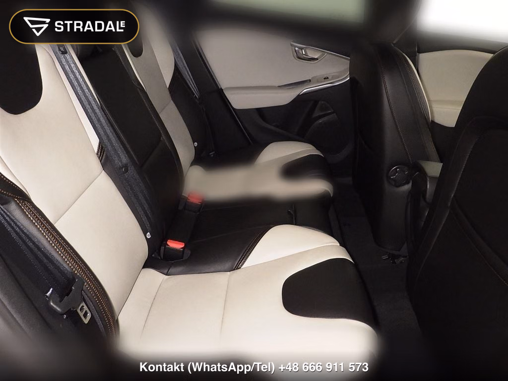 VOLVO V40 CROSS COUNTRY D4 ACTIVE EDITION, miniaturka 7