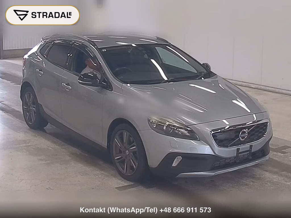 VOLVO V40 4WD CROSS COUNTRY T5 AWD SE 2015, aukcja z Japonii, zdjęcie 1