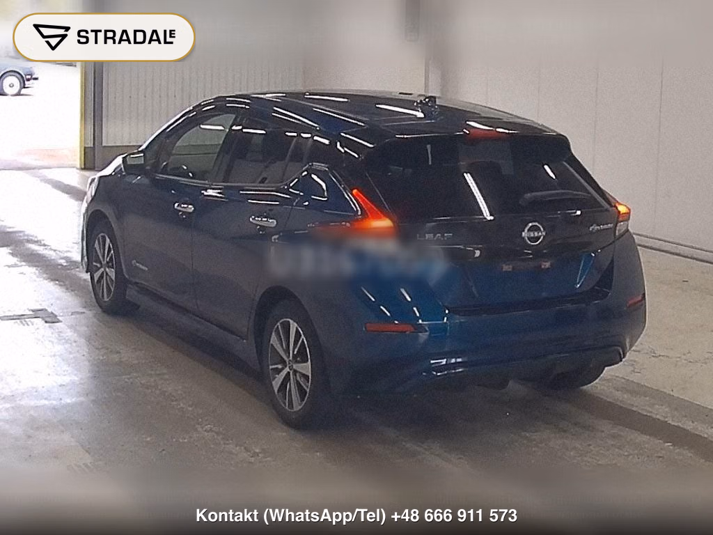 NISSAN LEAF X, miniaturka 3