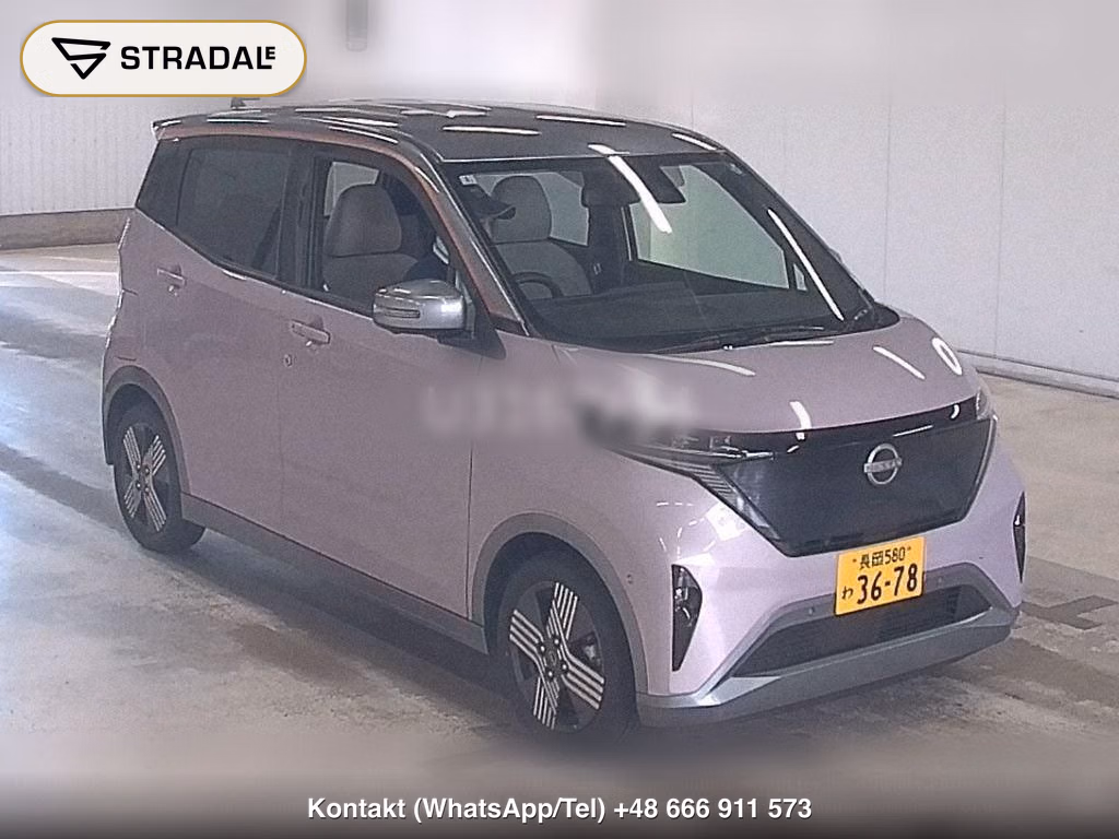 NISSAN SAKURA G, miniaturka 2