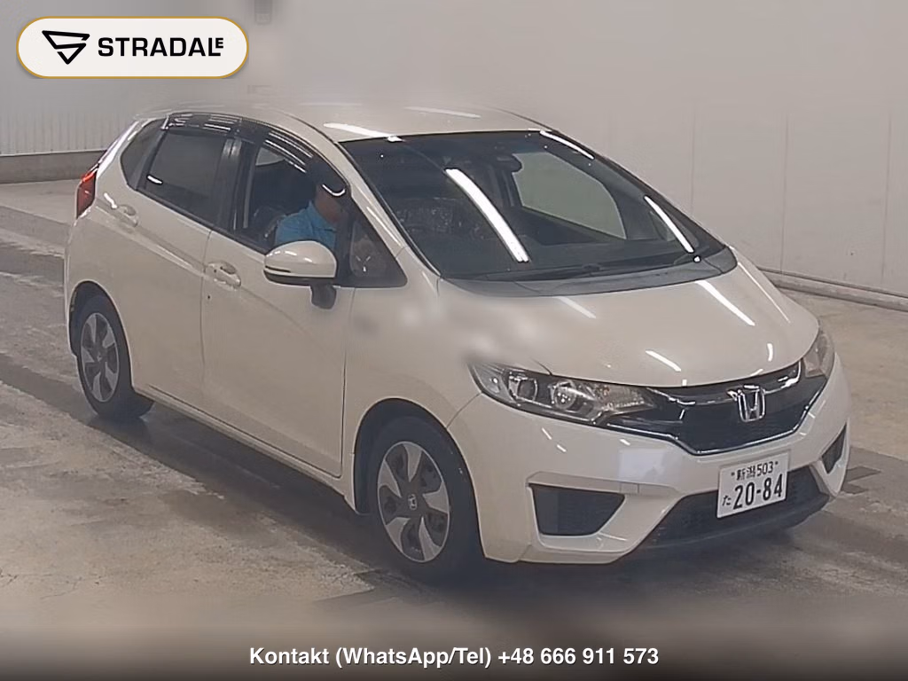HONDA FIT HYBRID L PACKAGE 2016, aukcja z Japonii, zdjęcie 1