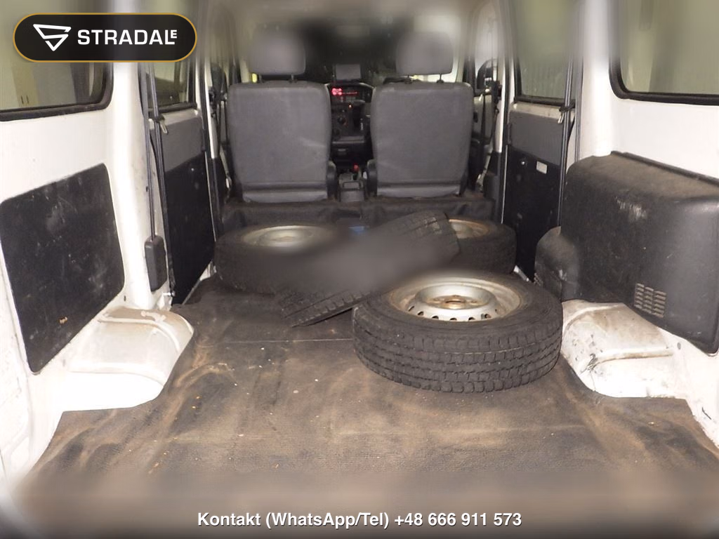 TOYOTA LITEACE VAN 5D 4WD GL, miniaturka 4