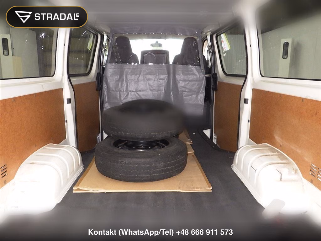 TOYOTA HIACE VAN 5D 4WD DX, miniaturka 4