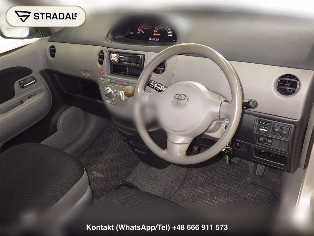 TOYOTA SIENTA X LIMITED, miniaturka 4