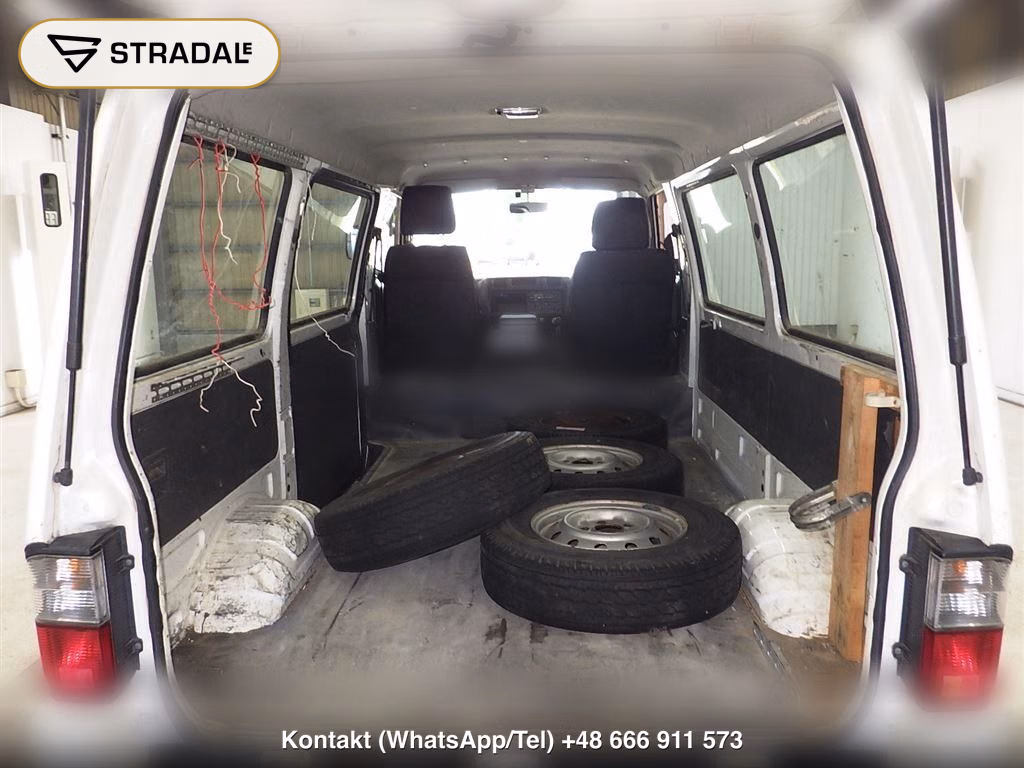 MAZDA BONGO VAN 4D 4WD DX, miniaturka 4