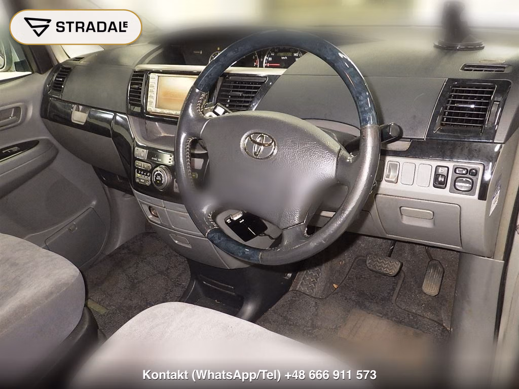 TOYOTA VOXY X, miniaturka 4