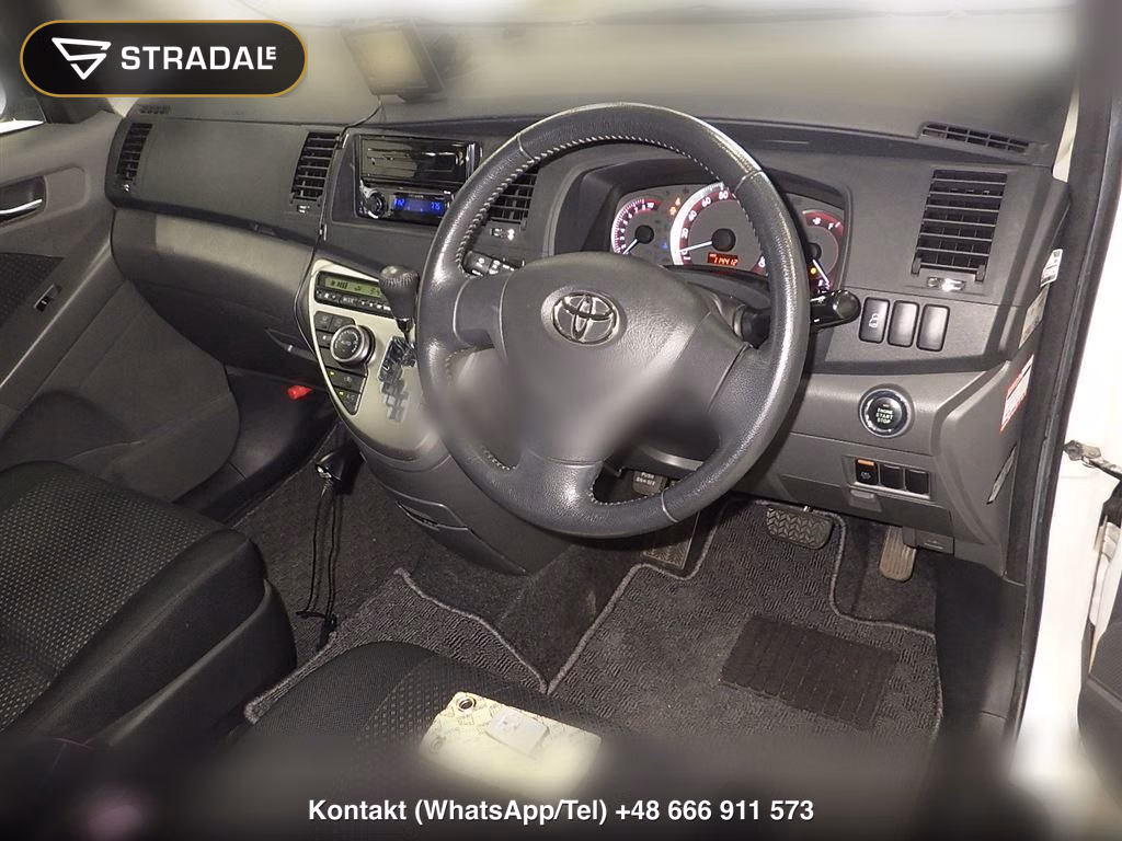 TOYOTA ISIS PLATANA, miniaturka 4