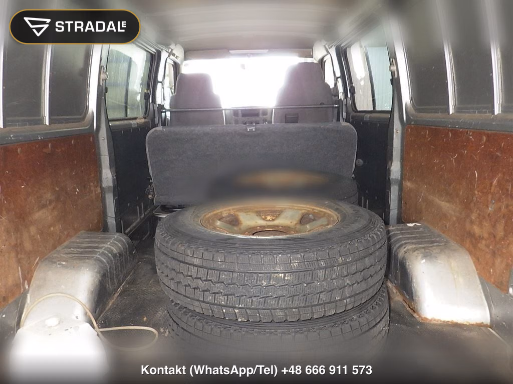 NISSAN CARAVAN 5D 4WD, miniaturka 4