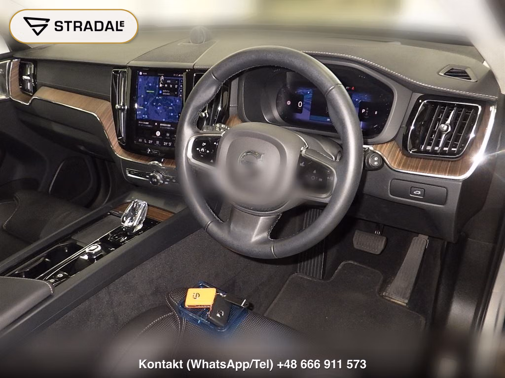 VOLVO XC60 4WD ULTIMATE B5 AWD AIR SUSPENSION EQUIPPED, miniaturka 4