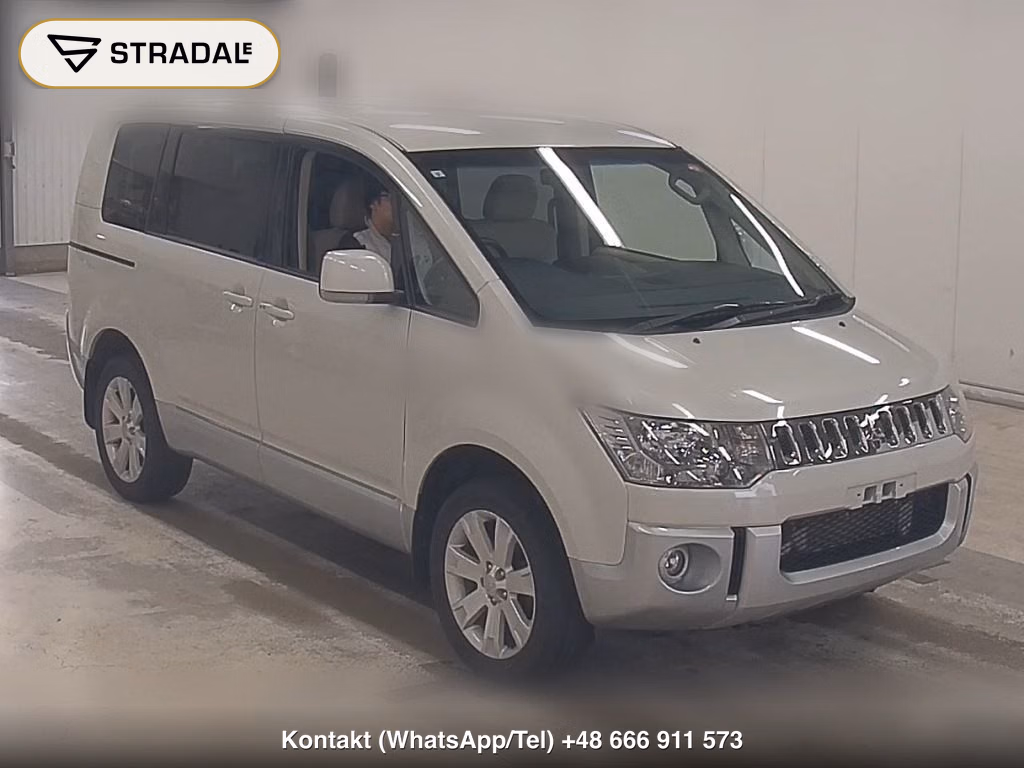 MITSUBISHI DELICA D:5 4WD D POWER PACKAGE 2015, aukcja z Japonii, zdjęcie 1