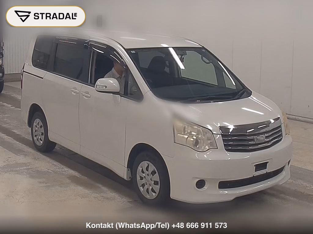 TOYOTA NOAH 4WD YY 2012, aukcja z Japonii, zdjęcie 1