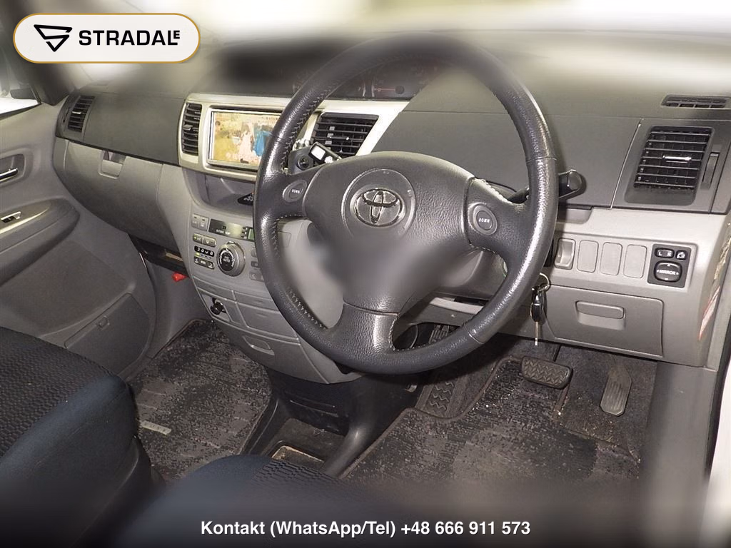 TOYOTA VOXY 4WD Z KIRAMEKI, miniaturka 4