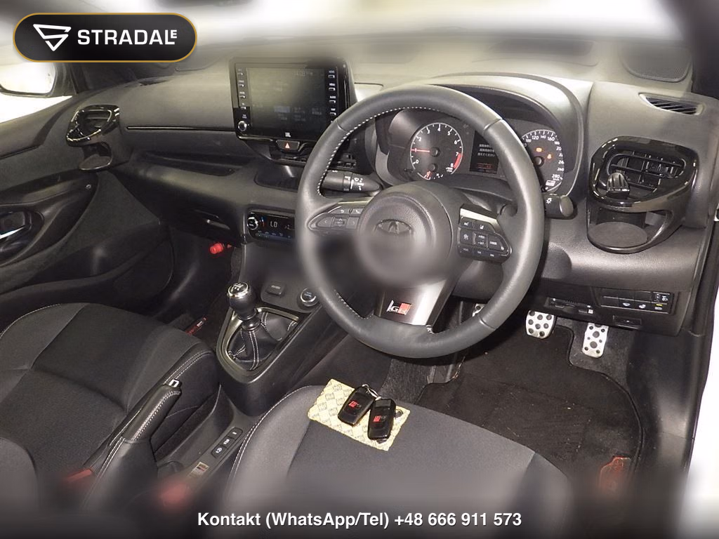 TOYOTA GR YARIS 4WD RZ, miniaturka 4
