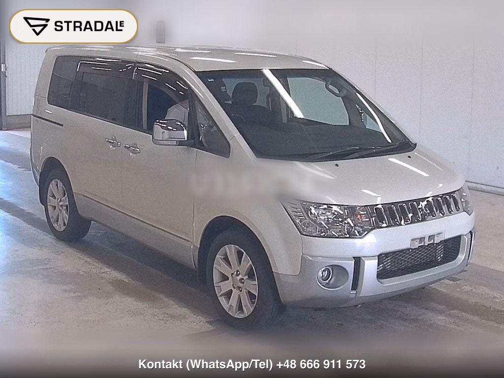 MITSUBISHI DELICA D:5 4WD CHAMONIX, miniaturka 2