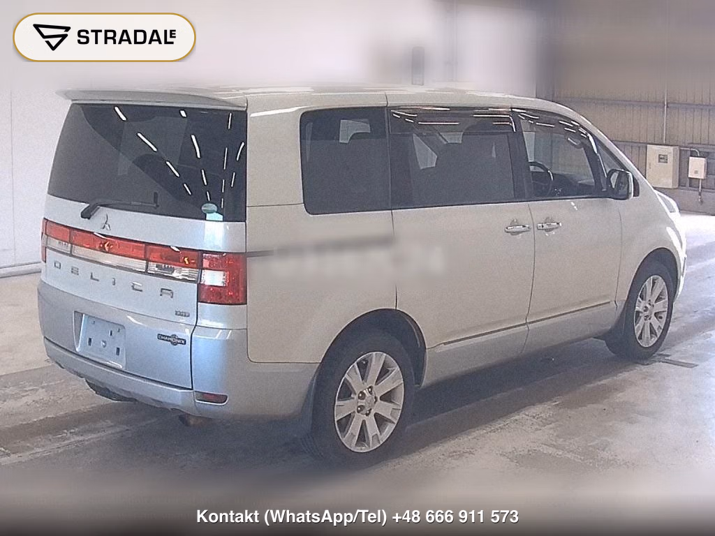MITSUBISHI DELICA D:5 4WD CHAMONIX, miniaturka 6