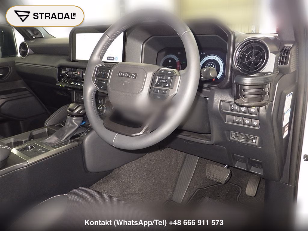TOYOTA LAND CRUISER 250 4WD VX, miniaturka 3