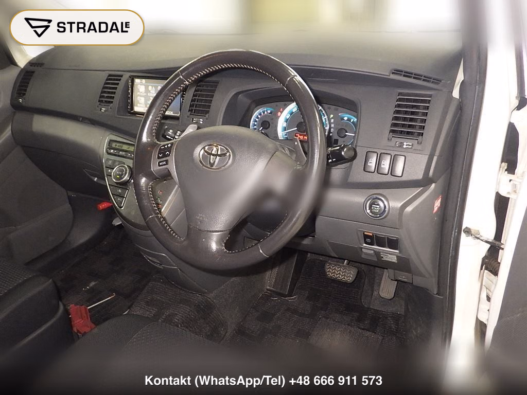 TOYOTA ISIS PLATANA LIMITED, miniaturka 4