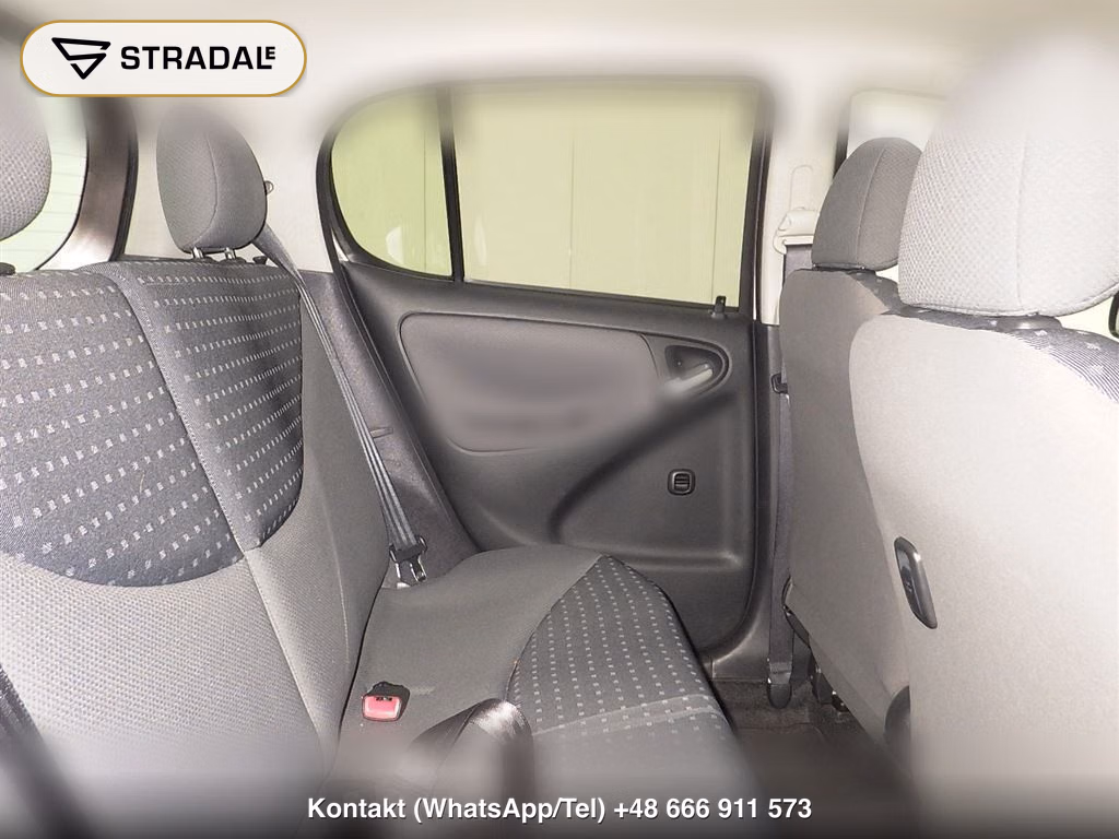 TOYOTA VITZ 5D 4WD F, miniaturka 7