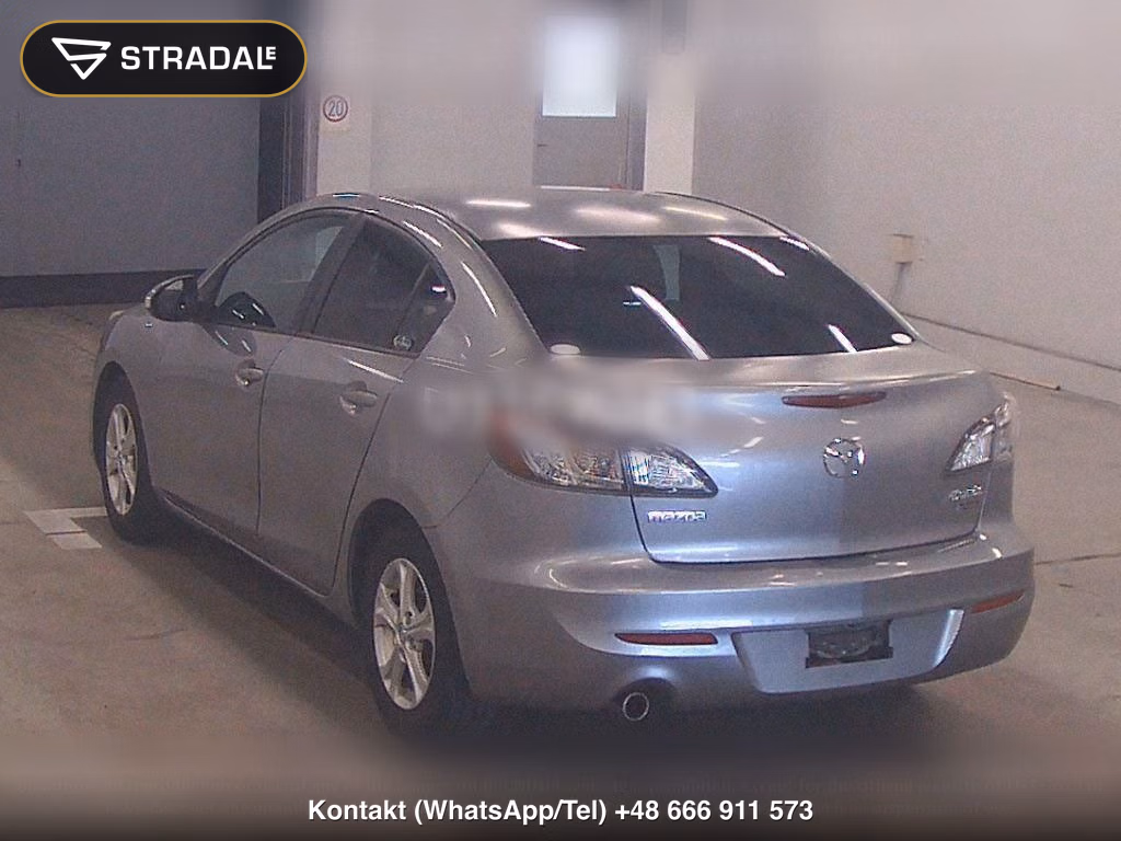 MAZDA AXELA 20E, miniaturka 3