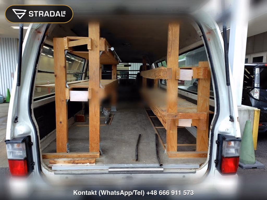 MAZDA BRAWNY VAN 4D, miniaturka 7
