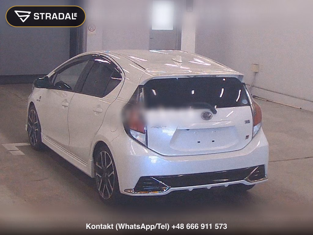 TOYOTA AQUA G GR SPORT 17INCHE PACKAGE, miniaturka 3