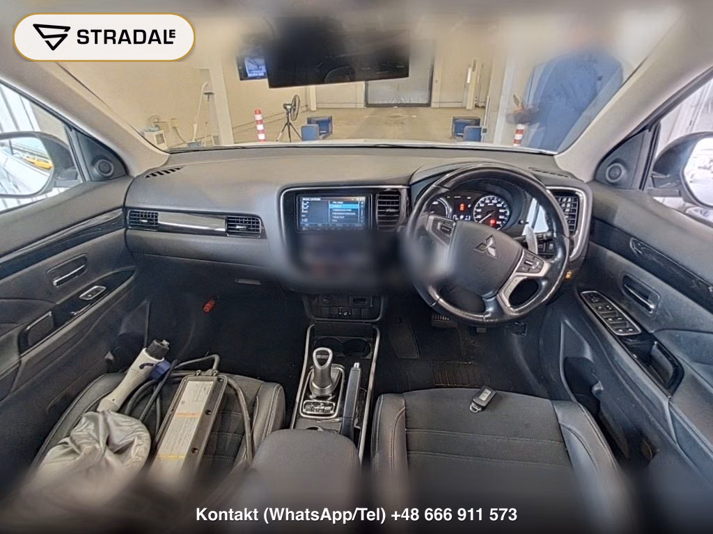 MITSUBISHI OUTLANDER PHEV 4WD G SAFETY PACKAGE, miniaturka 4
