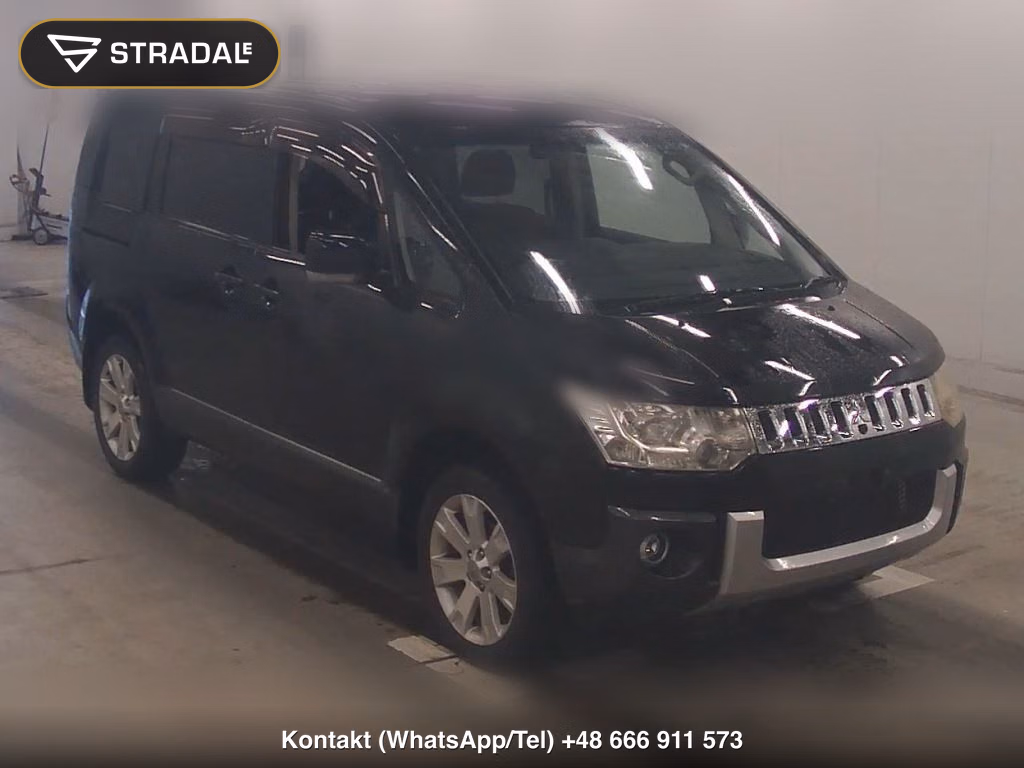 MITSUBISHI DELICA D:5 4WD G NAVI PACKAGE 2009, aukcja z Japonii, zdjęcie 1