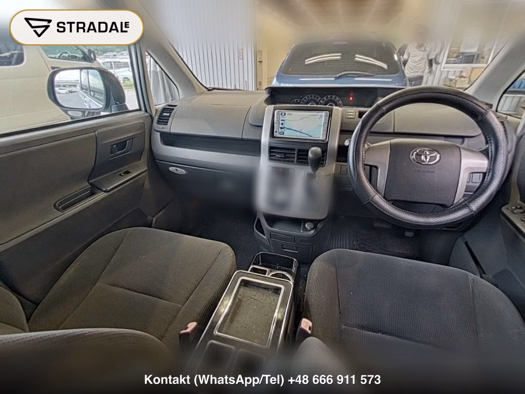 TOYOTA NOAH, miniaturka 4