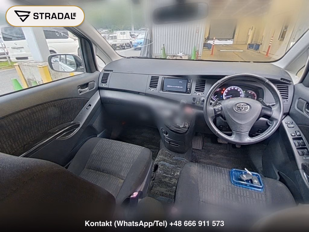 TOYOTA ISIS PLATANA V SELECTION, miniaturka 4