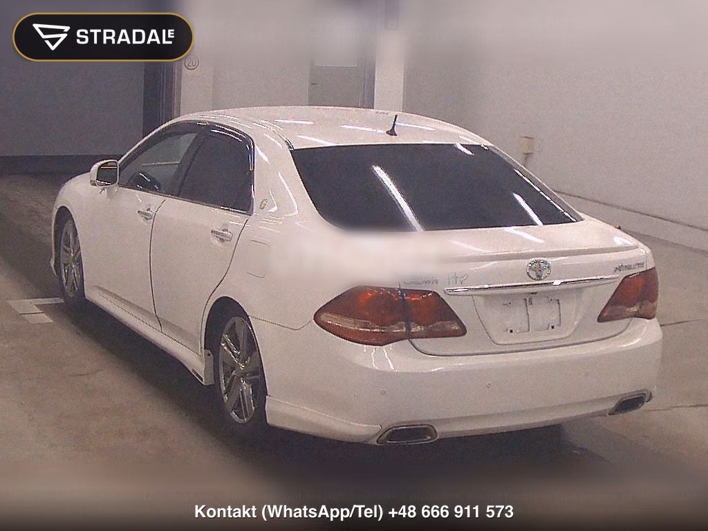 TOYOTA CROWN 4D, miniaturka 3