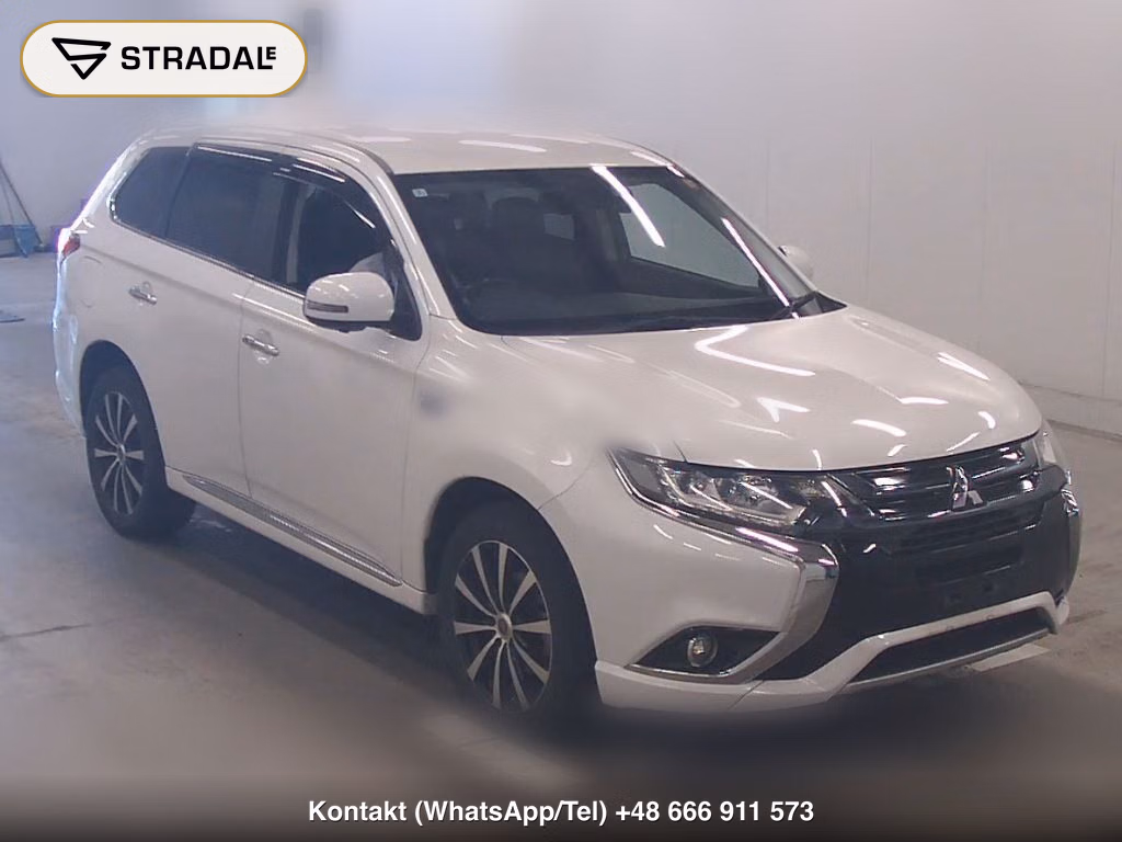 MITSUBISHI OUTLANDER PHEV 4WD G NAVI PACKAGE 2016, aukcja z Japonii, zdjęcie 1
