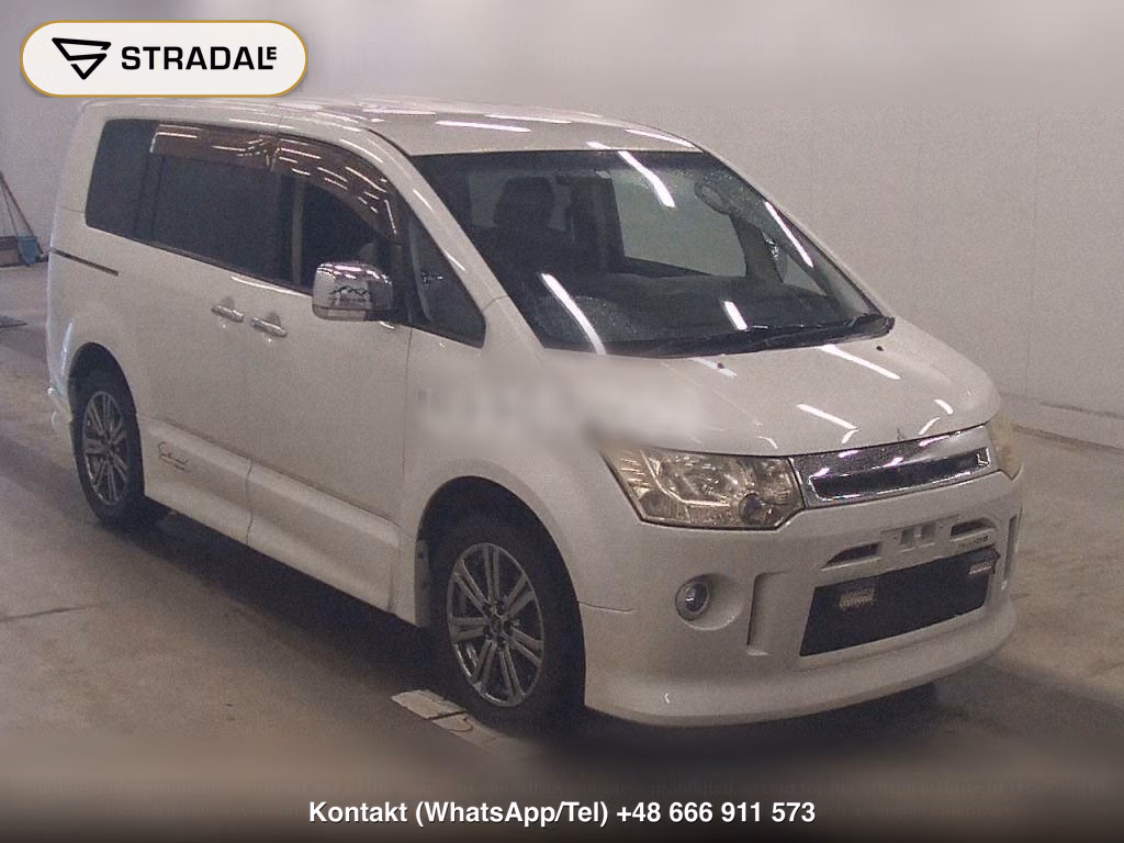 MITSUBISHI DELICA D:5 C2 G NAVI PACKAGE, miniaturka 2