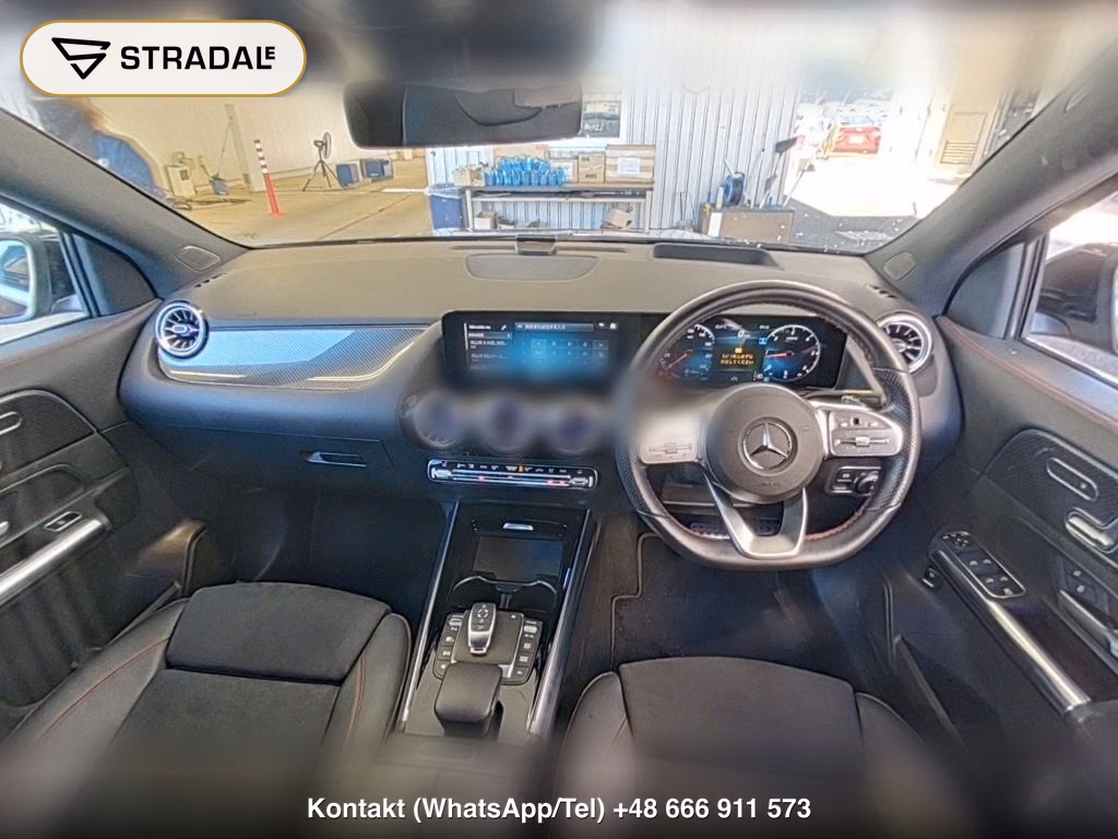 MERCEDES BENZ GLA-CLASS 4WD GLA200D 4MATIC AMG LINE, miniaturka 4